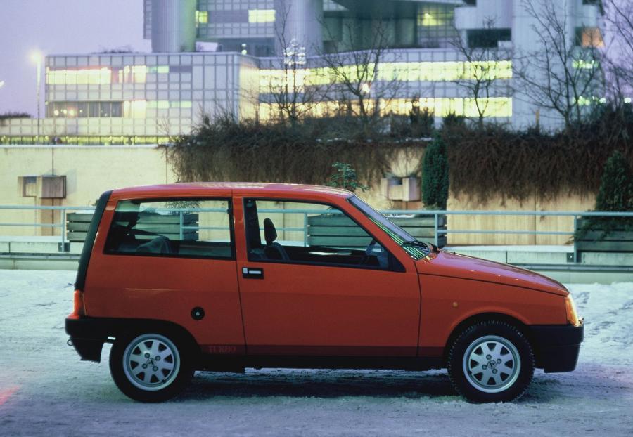 Lancia Y10 1985 года  (фото 5 из 9)